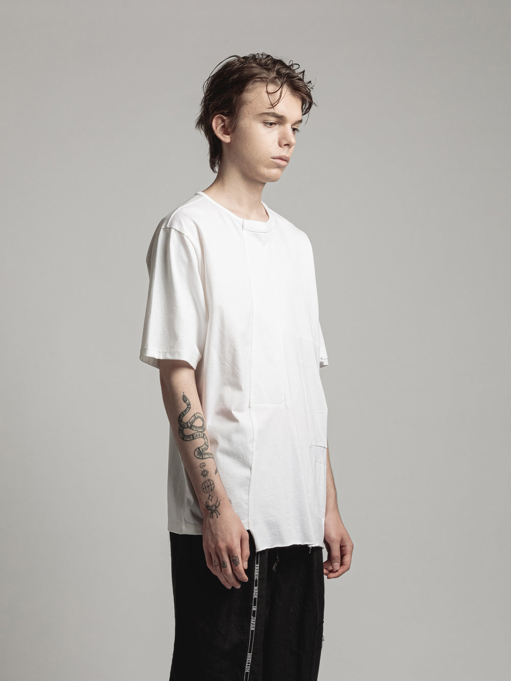 PANELED T-SHIRT