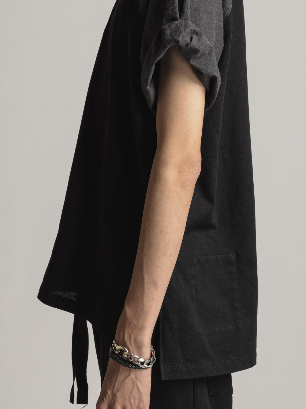 COMBINATION SLEEVES T-SHIRT